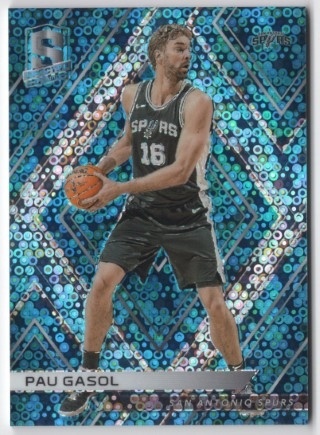 2017-18 Panini Spectra - Neon Blue #082 - Pau Gasol SN99 - San Antonio Spurs