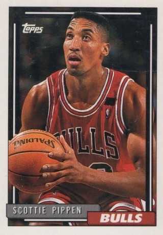 1992-93 Topps - #389 Scottie Pippen - Chicago Bulls