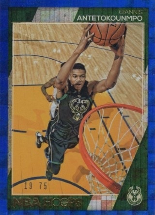 2016-17 Hoops - Blue Checkerboard #006 - Giannis Antetokounmpo SN75 - Milwaukee Bucks