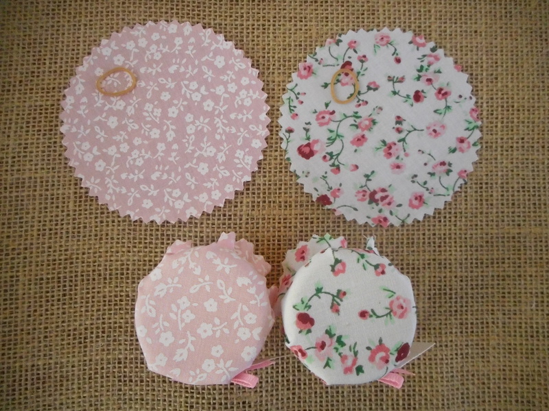 Pk/50 Floral Fabric Jar 9cm Lid Covers Pink & White DIY Jam Honey Favours Vintage Wedding