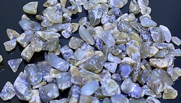 Labradorite Crystal Chips