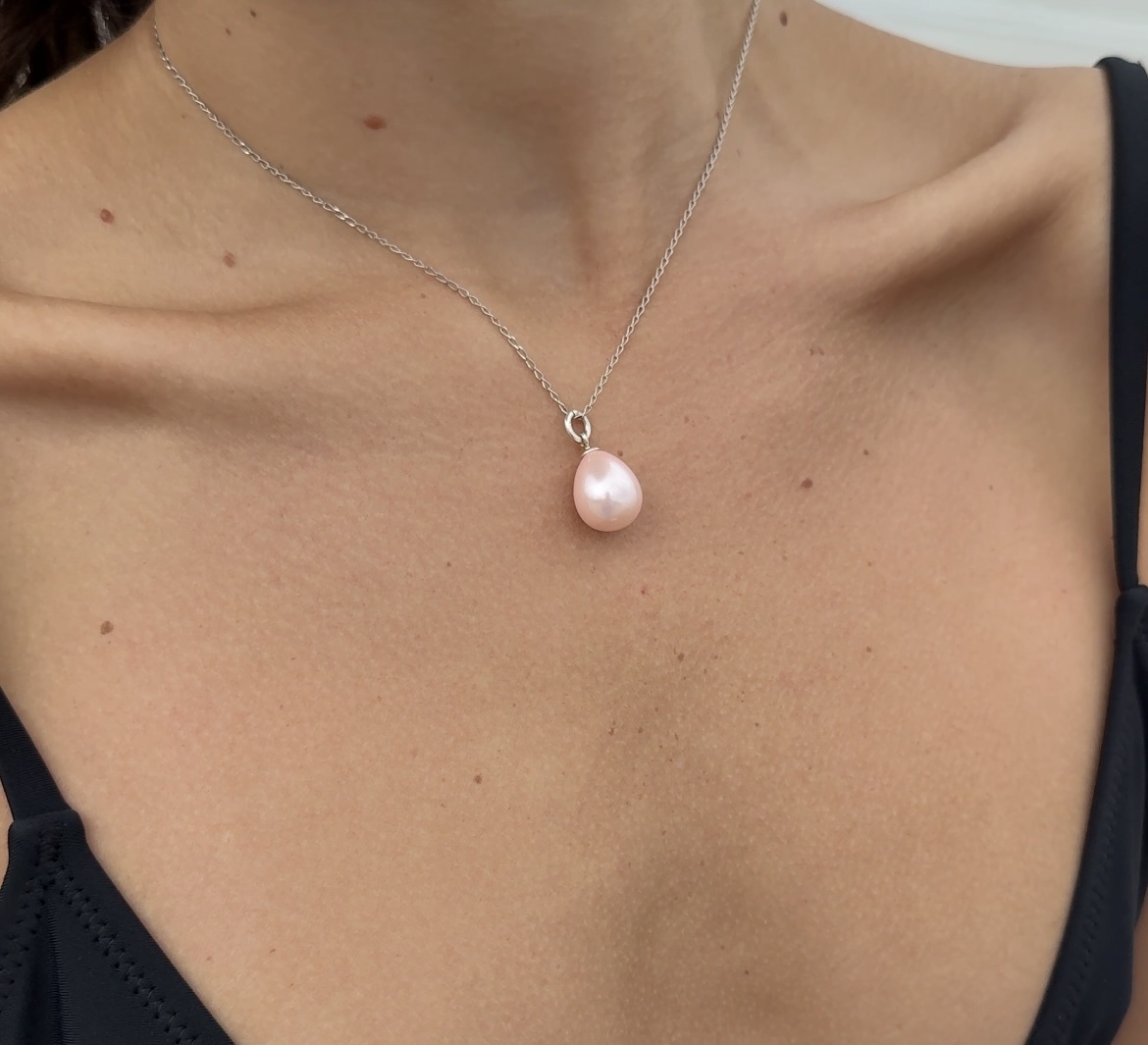 The Rose Pearl Drop Necklace