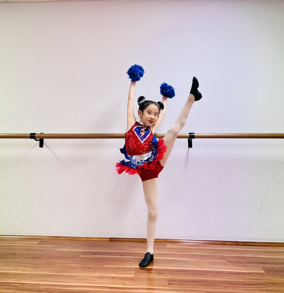 Chinese dance & ballet students