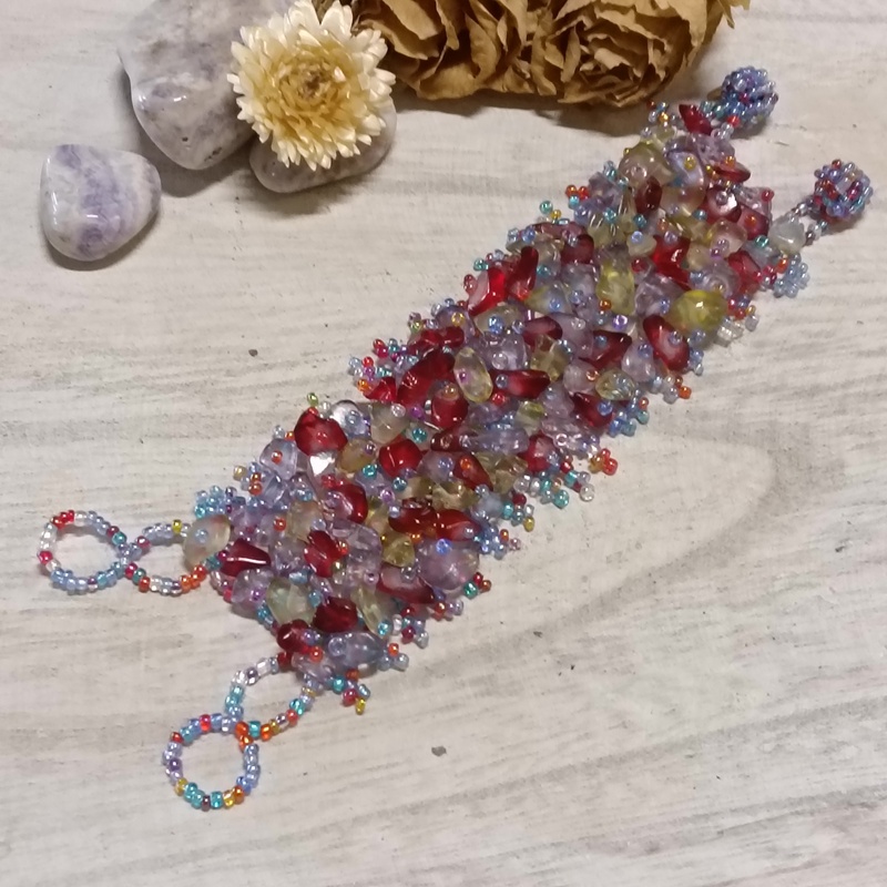 Bead and Gemstone Chip Bracelet – Assorted