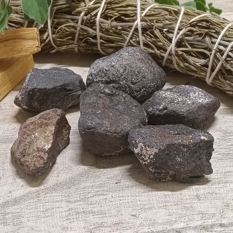 Raw Lodestone Chunks Pack 6