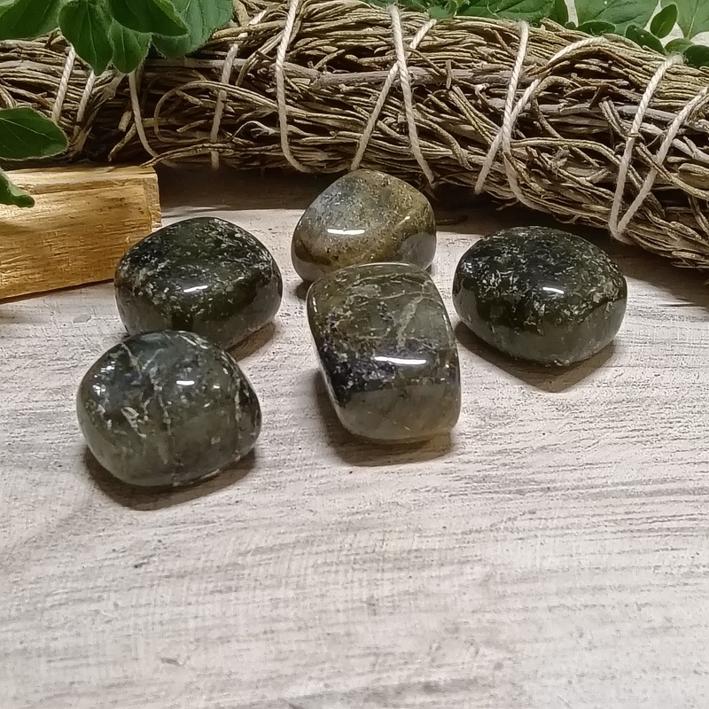 Labradorite Tumble Stones Pack 5