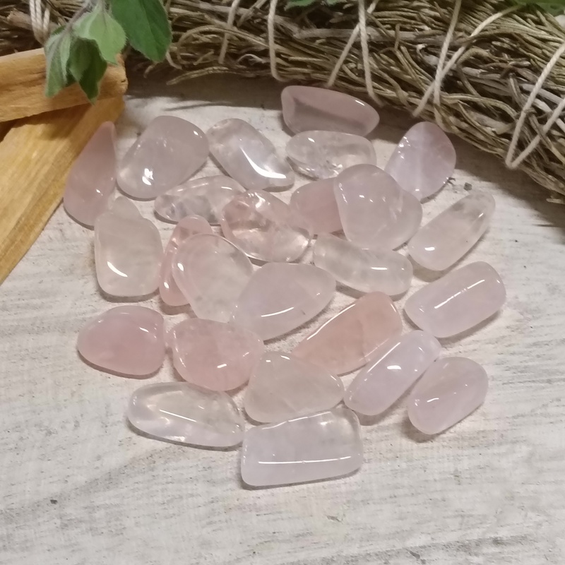 Rose Quartz Tumble Stones Pack 25